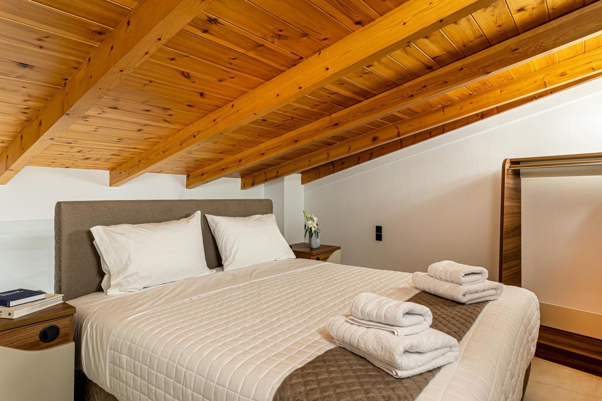 City Hill Luxury Apartments Ioannina Exterior foto